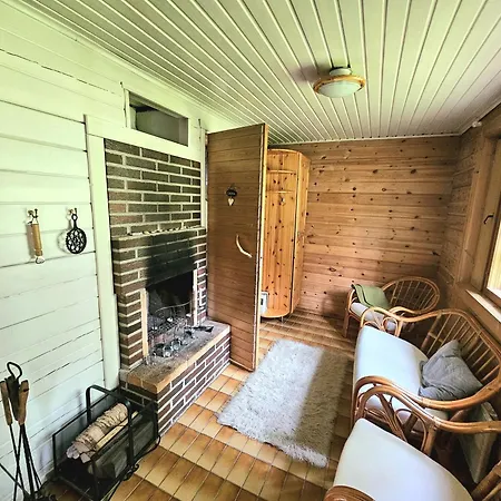 別荘 Koutakivi - Tilava Moekki Rinteen Vieressae 2mh Ja 2 Parvea