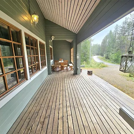 Koutakivi - Tilava Moekki Rinteen Vieressae 2mh Ja 2 Parvea レヴィ